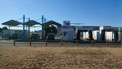 LA BALEINE BLEUE Lavage Automobile Haute Pression Et Rouleaux Automatiques Washtec Turbo Nozzles, Station de Lavage à Sainte-Verge