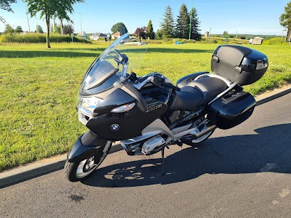 Eléphant Bleu, Station de Lavage à Grand Bourgtheroulde