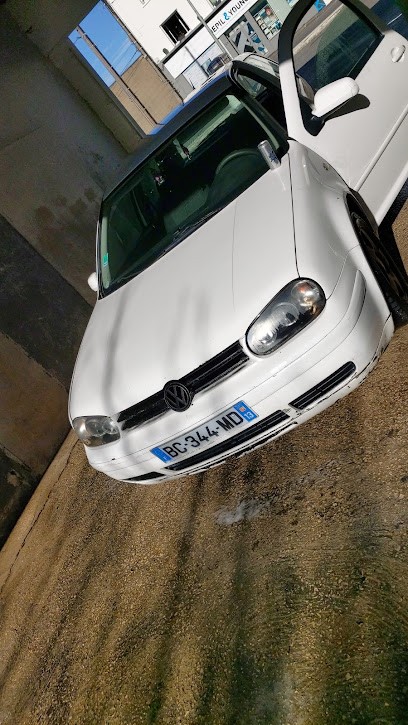 Centre De Lavage Auto, Station de Lavage à Soyaux