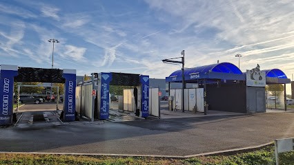 C 3 H, Station de Lavage à Tavers