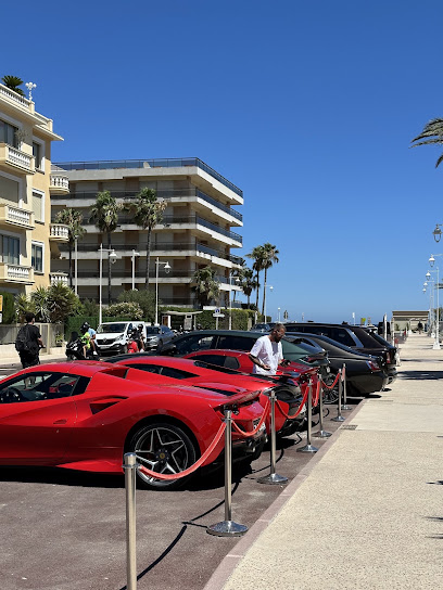 Black Croisette Palm Beach - Car Detailing, Station De Lavage Auto à Cannes