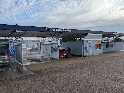 Eléphant Bleu, Station de Lavage à Lunéville