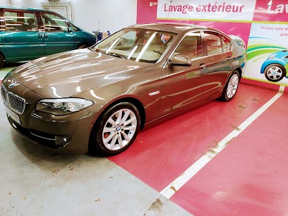 Lavage à La Main Paris 10, Station de Lavage à Paris 10