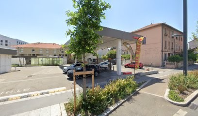 Wash, Station de Lavage à Lyon 08