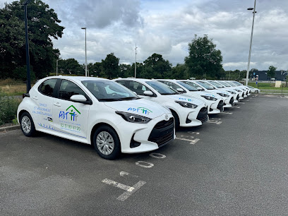 Neonett A Bouguenais Et Reze - Nettoyage Auto - Detailing Auto Nantes - Parc De Stockage Securise, Station De Lavage Auto à Bouguenais