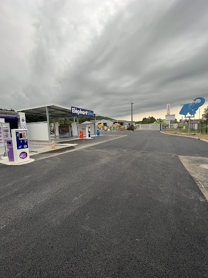 Éléphant Bleu, Station de Lavage à Montigny-Lengrain