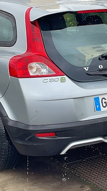 Eléphant Bleu De Millau, Station de Lavage à Millau