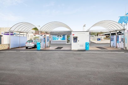 Eléphant Bleu, Station de Lavage à Saint-Vit