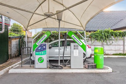 Eléphant Bleu, Station de Lavage à Wavrin