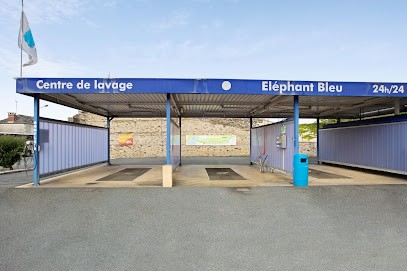 Eléphant Bleu, Station de Lavage à Thiviers