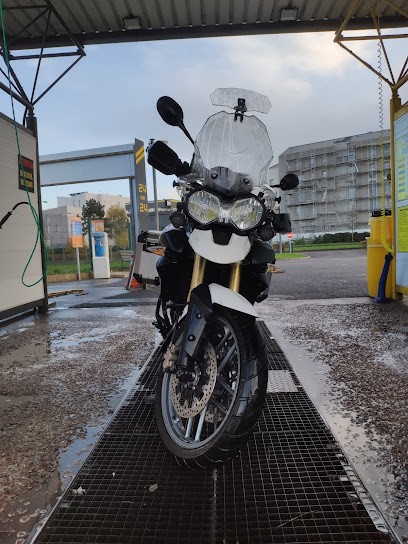 Eraly Lavage Plus, Station de Lavage à Sartrouville