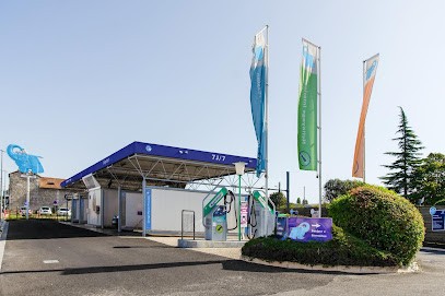 Eléphant Bleu, Station de Lavage à Angoulême