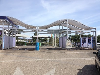Eléphant Bleu, Station de Lavage à Écully