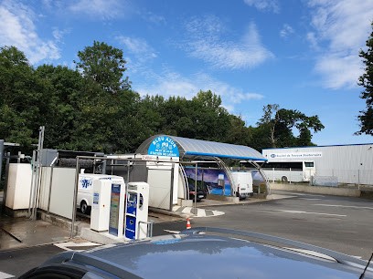 Bleu Azur, Station de Lavage à La Richardais