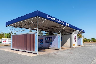 Eléphant Bleu, Station de Lavage à Illiers-Combray