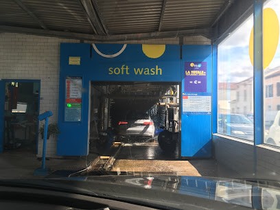 IMO Car Wash, Station de Lavage à Maxéville