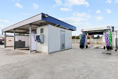 Eléphant Bleu, Station de Lavage à Longuyon