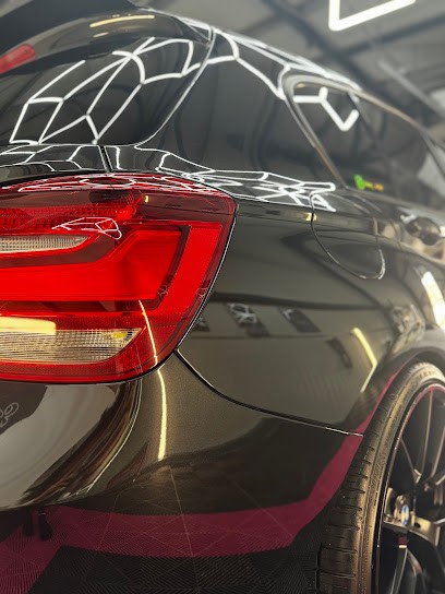 EA CAR STAGING, Station de Lavage à Mios